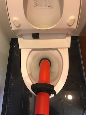 焼津市　洋式トイレ詰まり修理