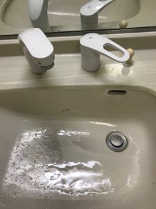 静岡市清水区三保 洗面蛇口水漏れ修理　洗面蛇口交換