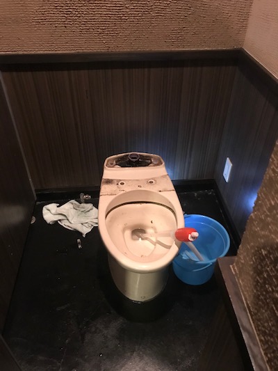 静岡市　店舗トイレ詰まり修理