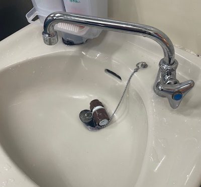 富士市　手洗い蛇口水漏れ修理