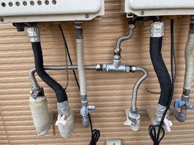 静岡市　給湯器配管水漏れ修理
