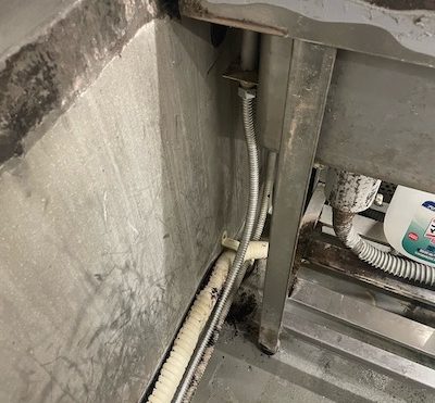 藤枝市　給水管水漏れ修理