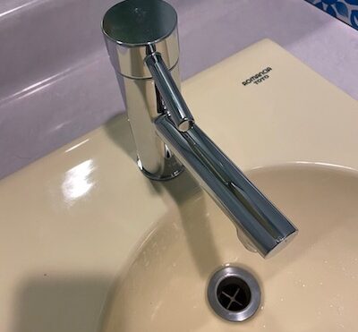 静岡市　手洗い水栓故障