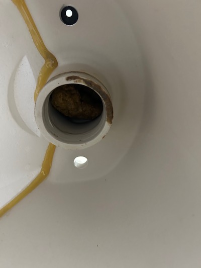 島田市向谷  洋式トイレ脱着作業
