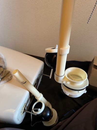 静岡市駿河区中島  タンク内部品交換作業