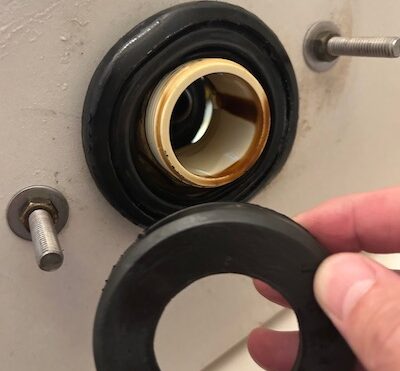 静岡市駿河区敷地 タンク脱着作業