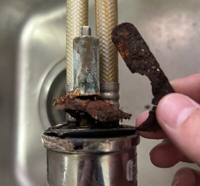 島田市志都呂 台所水栓交換作業